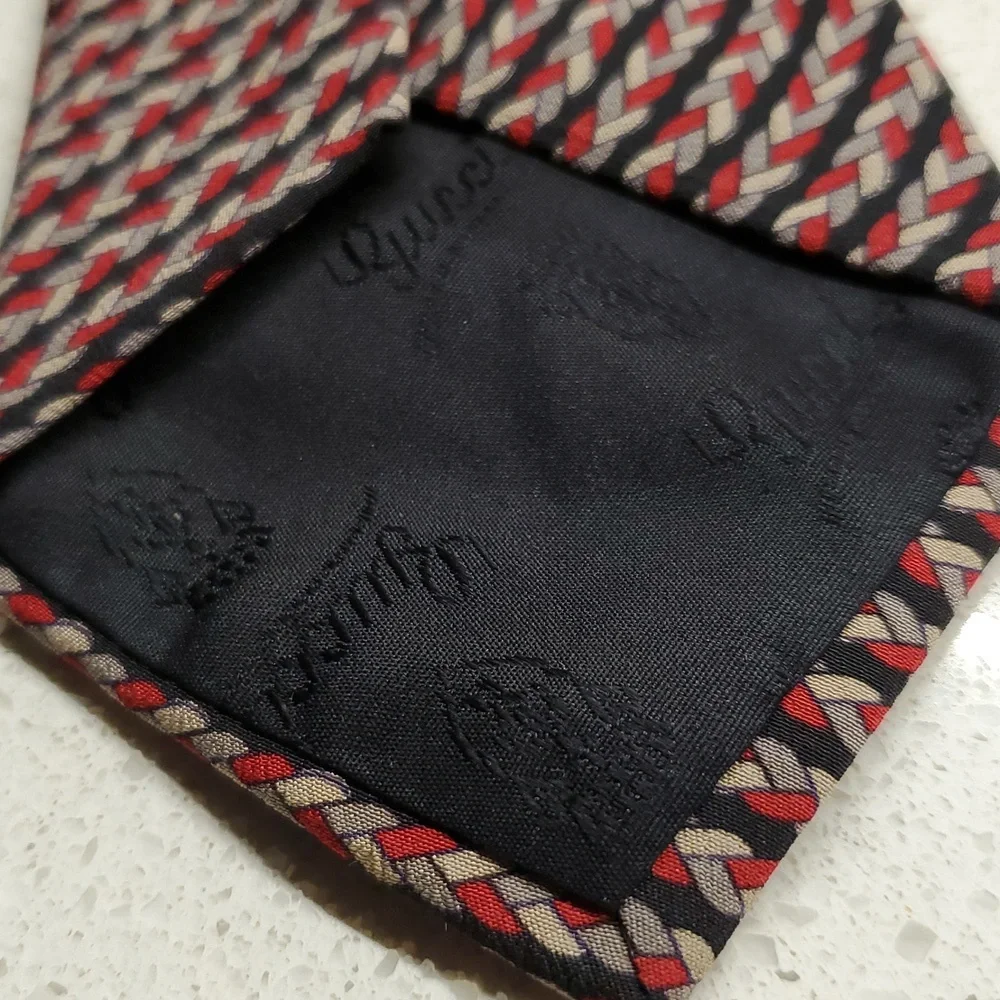 Vintage GUCCI Black and Red Woven Tie